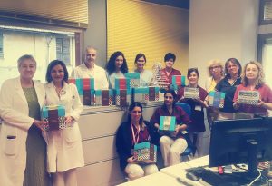 DONATI DALLO CHEF ANTONINO CANNAVACCIUOLO PANETTONI AGLI OPERATORI SANITARI DEGLI OSPEDALI DI OMEGNA, VERBANIA E DOMODOSSOLA